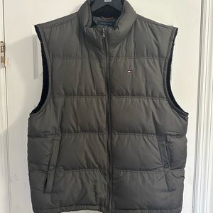 Men’s Tommy Hilfiger Dark Grey Fuzzy Lined Vest Size XXL